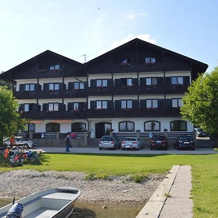 Gaestehaus Gruenaeugl Am See Gstadt am Chiemsee Dış mekan fotoğraf