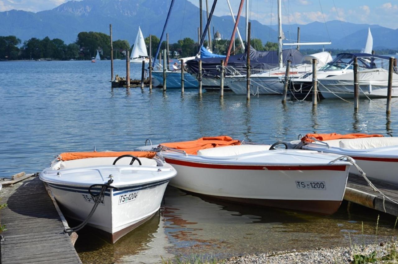 Gaestehaus Gruenaeugl Am See Gstadt am Chiemsee Dış mekan fotoğraf